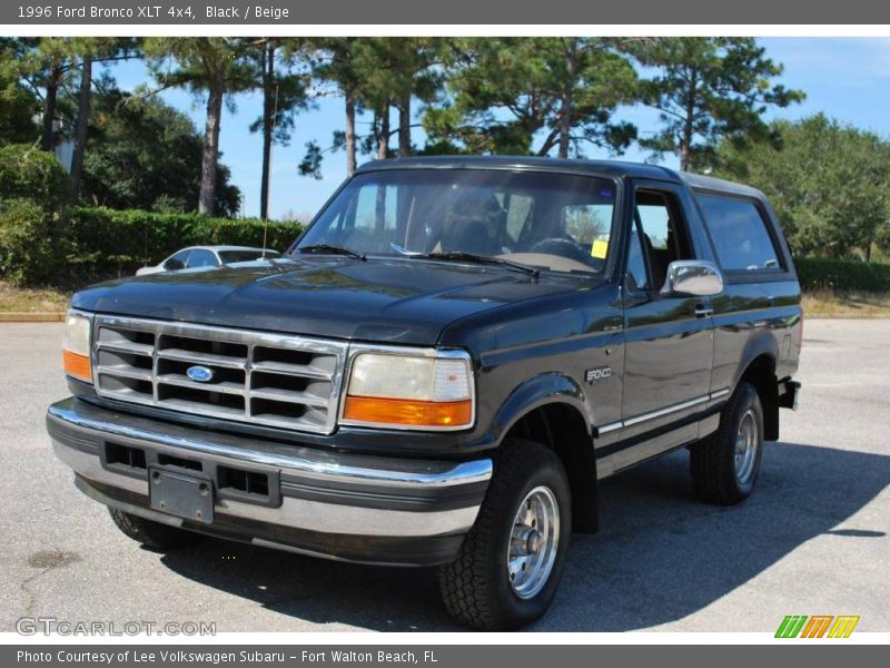 Black / Beige 1996 Ford Bronco XLT 4x4