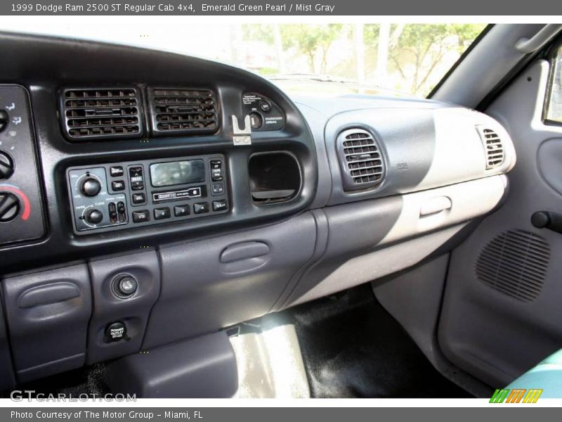 Emerald Green Pearl / Mist Gray 1999 Dodge Ram 2500 ST Regular Cab 4x4