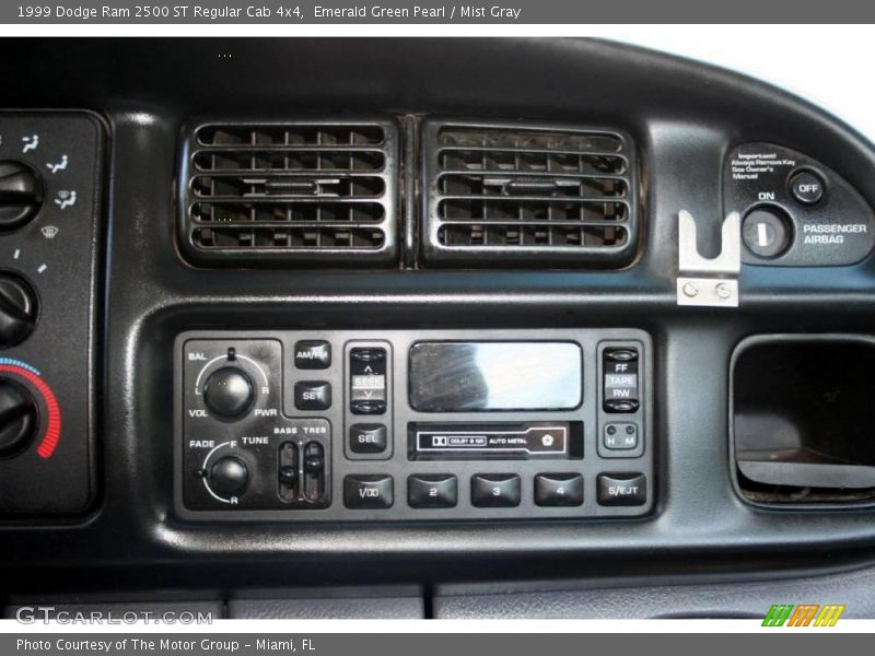 Emerald Green Pearl / Mist Gray 1999 Dodge Ram 2500 ST Regular Cab 4x4