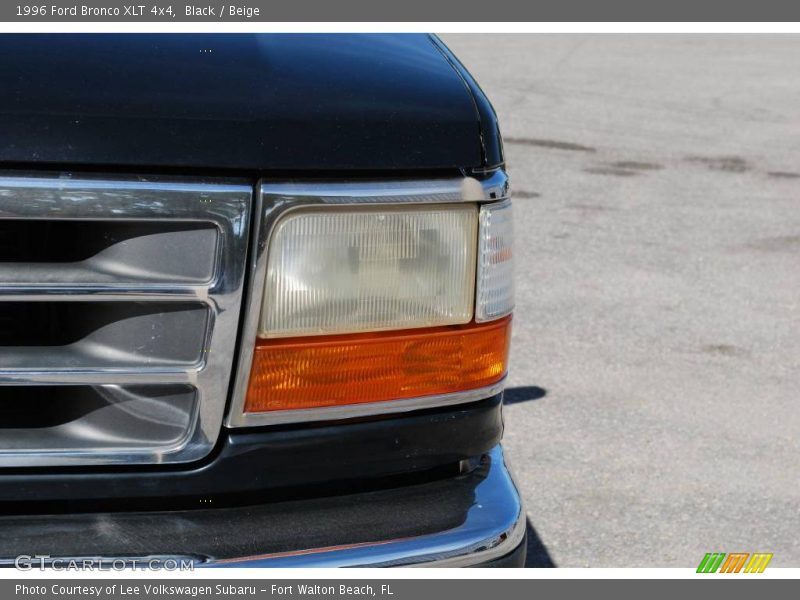 Black / Beige 1996 Ford Bronco XLT 4x4