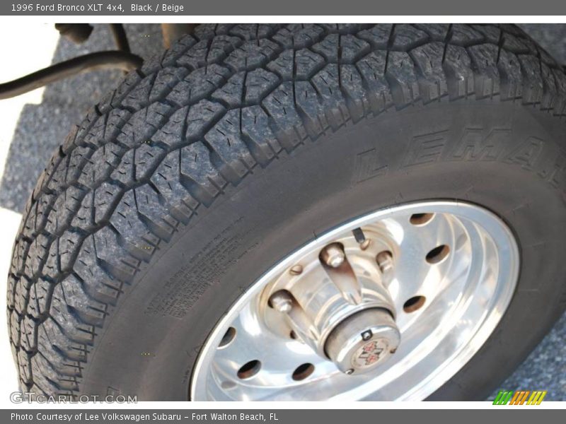 Black / Beige 1996 Ford Bronco XLT 4x4