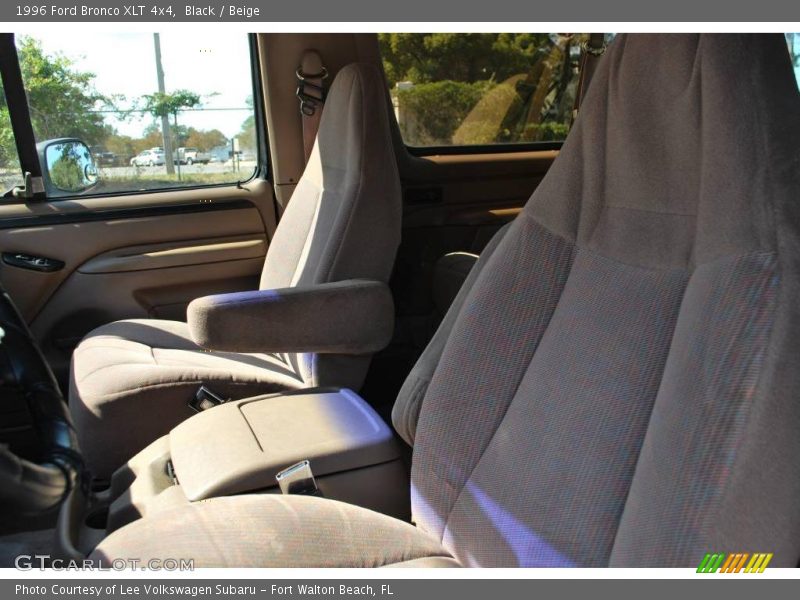 Black / Beige 1996 Ford Bronco XLT 4x4