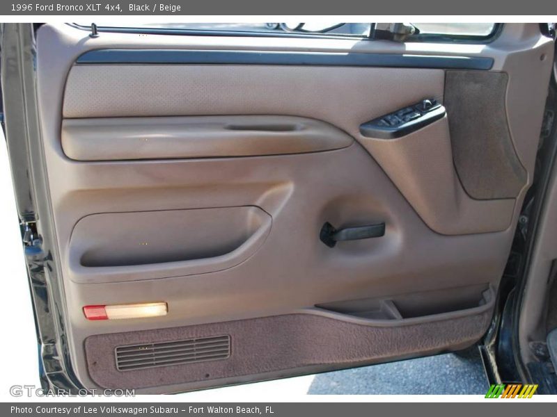 Black / Beige 1996 Ford Bronco XLT 4x4