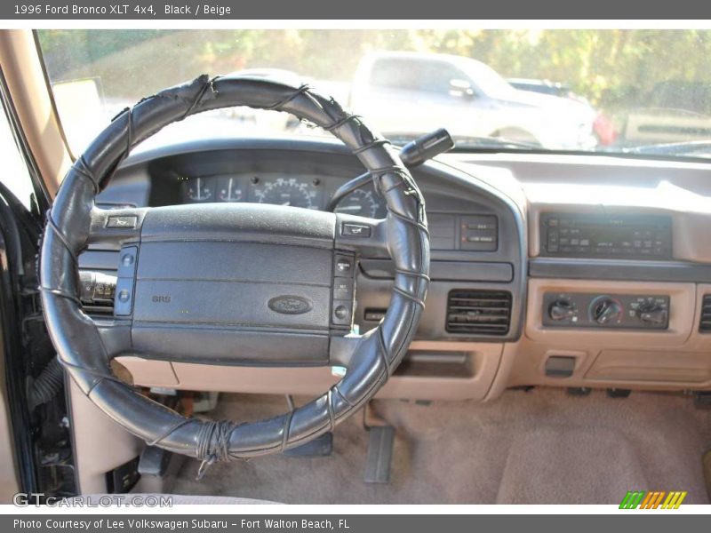 Black / Beige 1996 Ford Bronco XLT 4x4