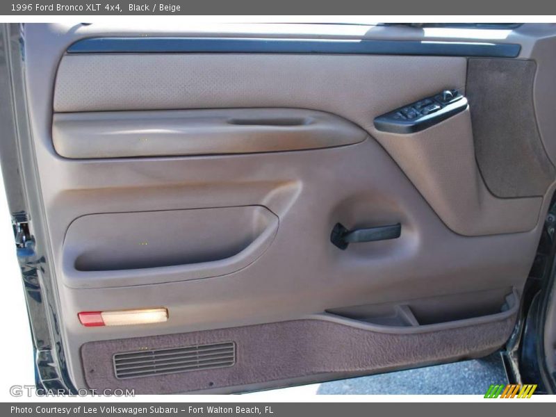 Black / Beige 1996 Ford Bronco XLT 4x4