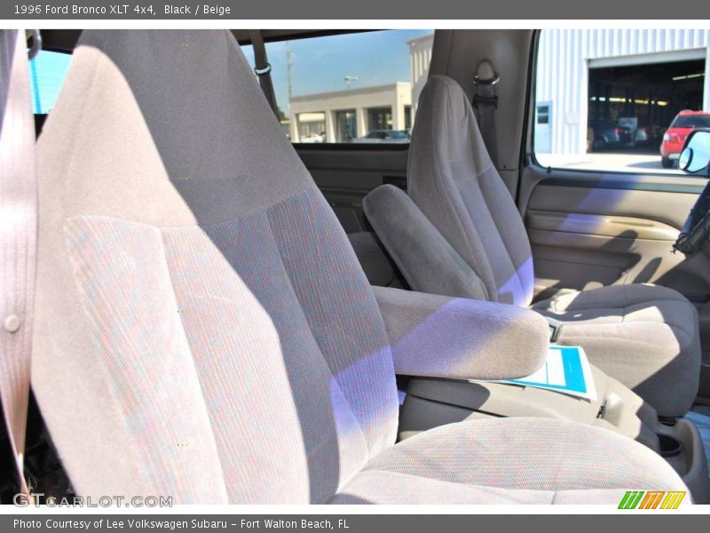 Black / Beige 1996 Ford Bronco XLT 4x4