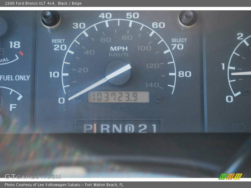 Black / Beige 1996 Ford Bronco XLT 4x4