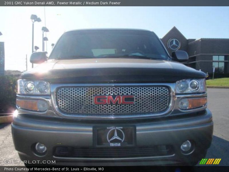 Pewter Metallic / Medium Dark Pewter 2001 GMC Yukon Denali AWD
