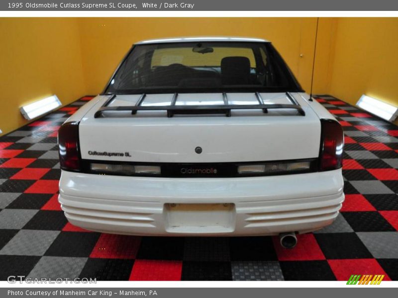 White / Dark Gray 1995 Oldsmobile Cutlass Supreme SL Coupe