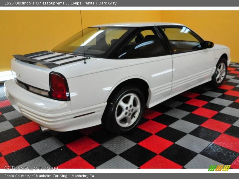 White / Dark Gray 1995 Oldsmobile Cutlass Supreme SL Coupe