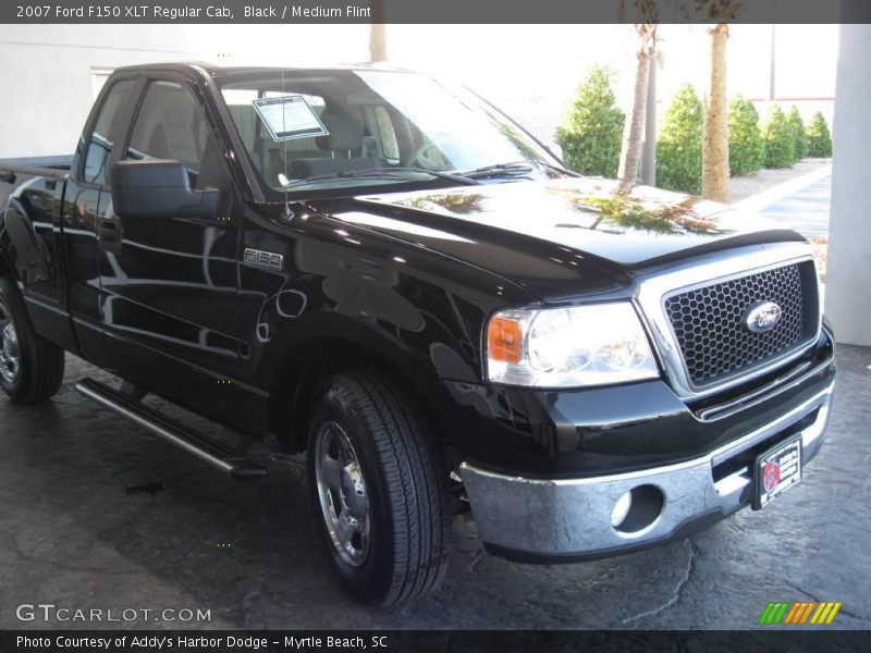 Black / Medium Flint 2007 Ford F150 XLT Regular Cab