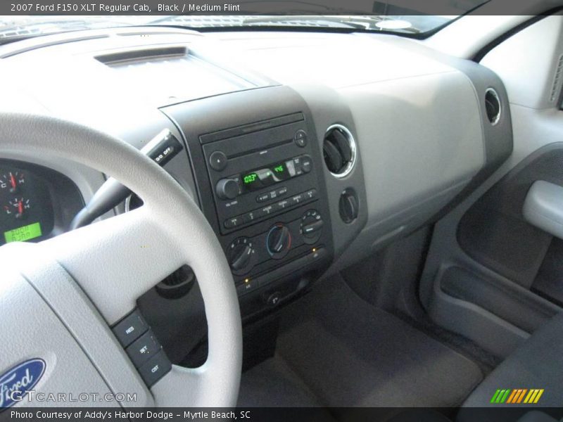 Black / Medium Flint 2007 Ford F150 XLT Regular Cab