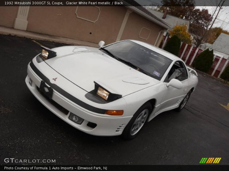 Glacier White Pearl metallic / Black 1992 Mitsubishi 3000GT SL Coupe