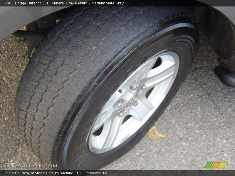 Mineral Gray Metallic / Medium Slate Gray 2005 Dodge Durango SLT