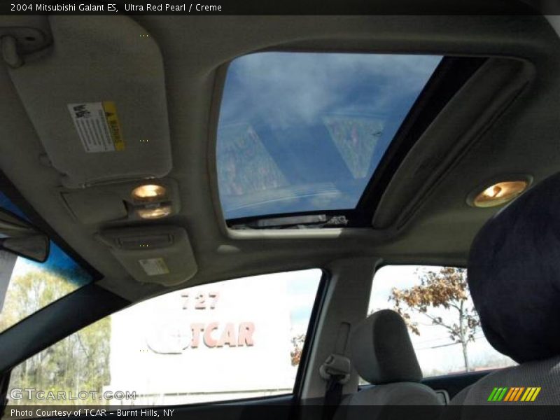 Ultra Red Pearl / Creme 2004 Mitsubishi Galant ES