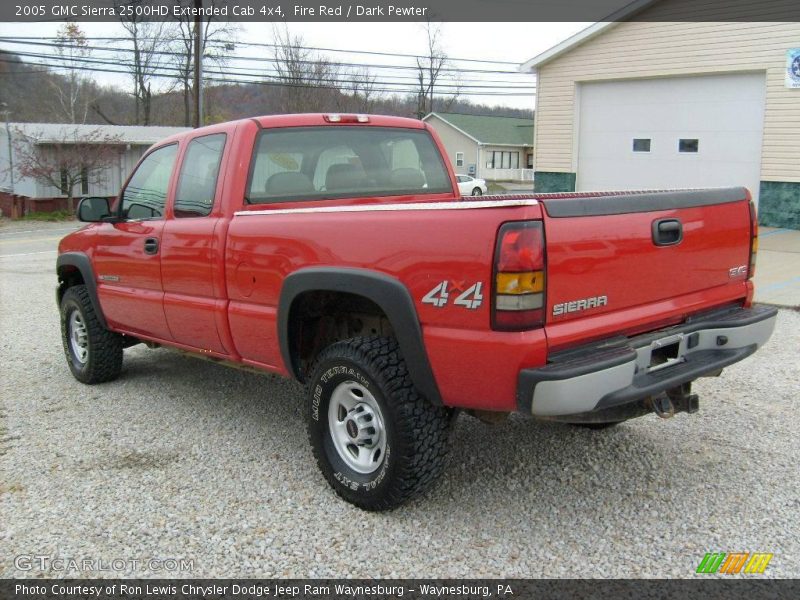 Fire Red / Dark Pewter 2005 GMC Sierra 2500HD Extended Cab 4x4