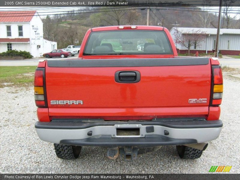 Fire Red / Dark Pewter 2005 GMC Sierra 2500HD Extended Cab 4x4