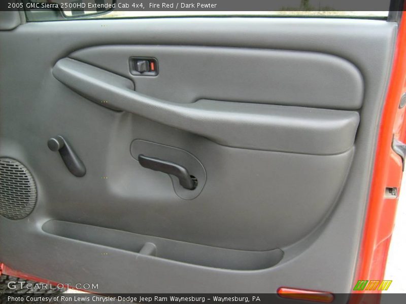 Fire Red / Dark Pewter 2005 GMC Sierra 2500HD Extended Cab 4x4