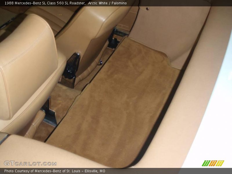 Arctic White / Palomino 1988 Mercedes-Benz SL Class 560 SL Roadster