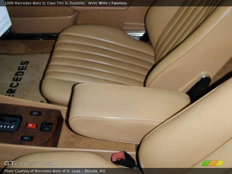 Arctic White / Palomino 1988 Mercedes-Benz SL Class 560 SL Roadster