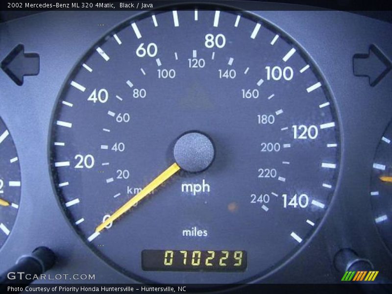 Black / Java 2002 Mercedes-Benz ML 320 4Matic