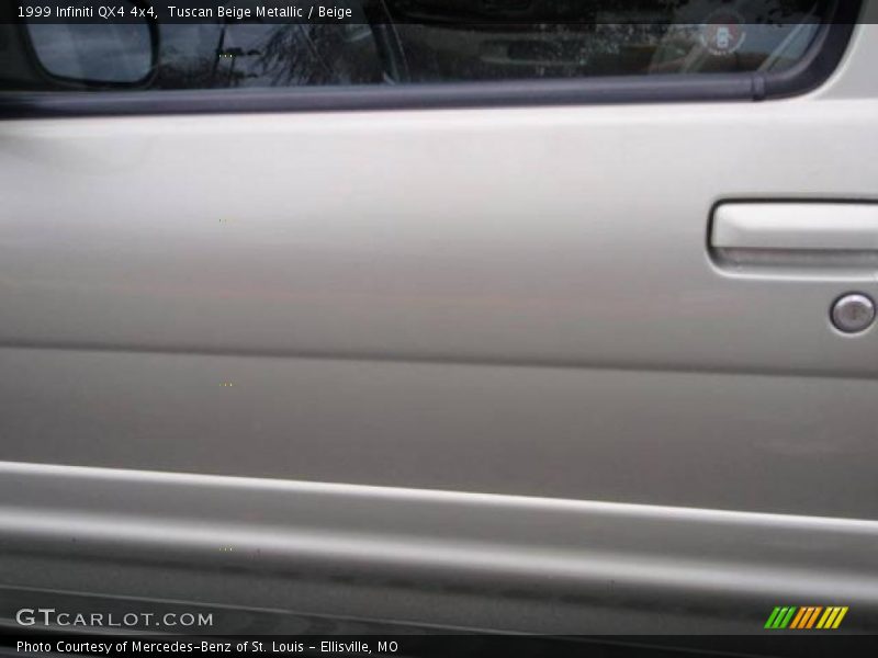 Tuscan Beige Metallic / Beige 1999 Infiniti QX4 4x4