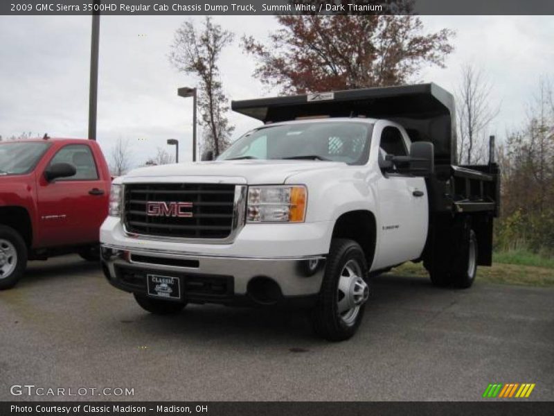 Summit White / Dark Titanium 2009 GMC Sierra 3500HD Regular Cab Chassis Dump Truck