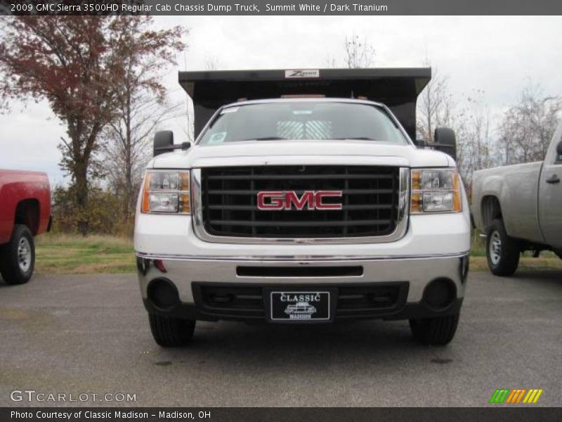 Summit White / Dark Titanium 2009 GMC Sierra 3500HD Regular Cab Chassis Dump Truck