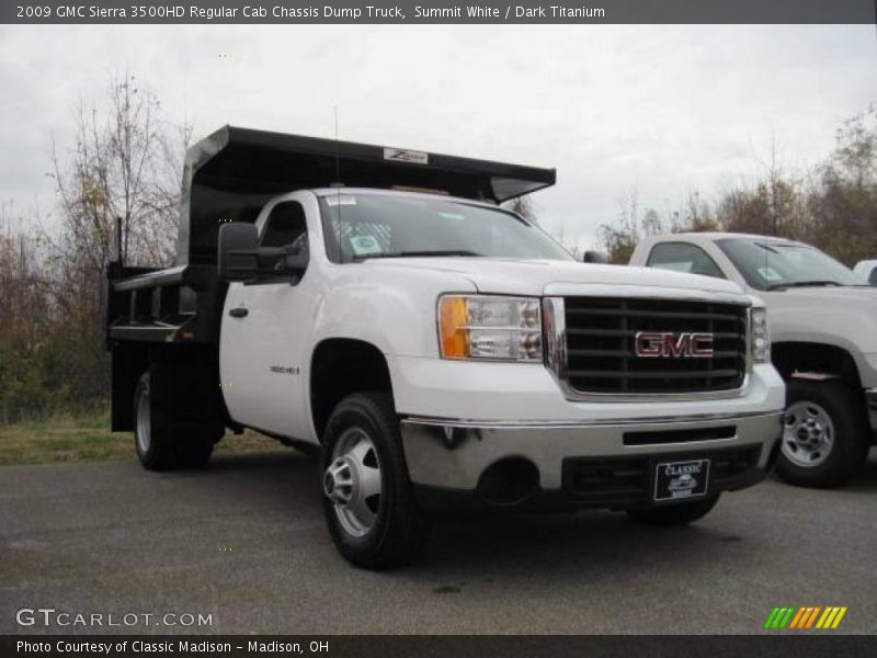 Summit White / Dark Titanium 2009 GMC Sierra 3500HD Regular Cab Chassis Dump Truck