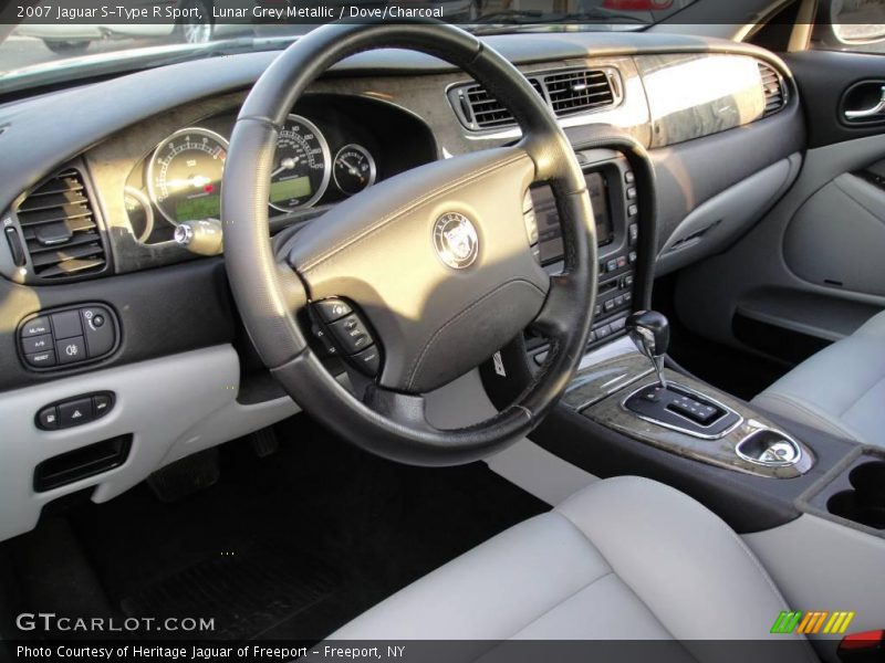 Dashboard of 2007 S-Type R Sport
