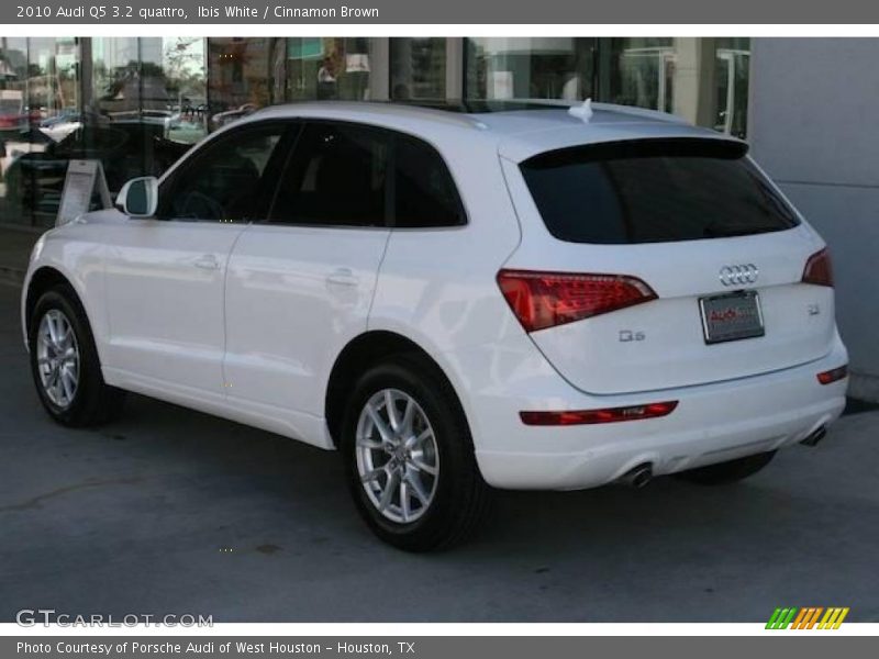 Ibis White / Cinnamon Brown 2010 Audi Q5 3.2 quattro
