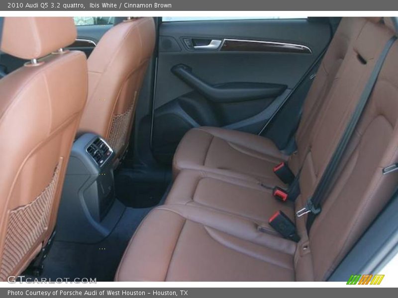 Ibis White / Cinnamon Brown 2010 Audi Q5 3.2 quattro