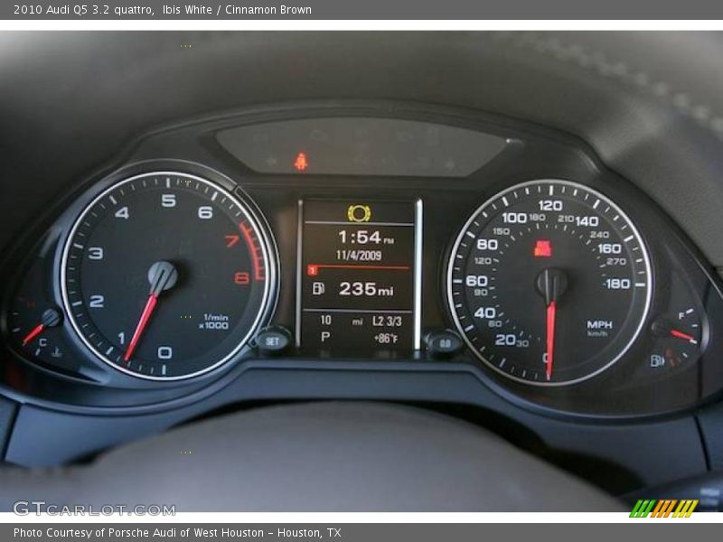 Ibis White / Cinnamon Brown 2010 Audi Q5 3.2 quattro