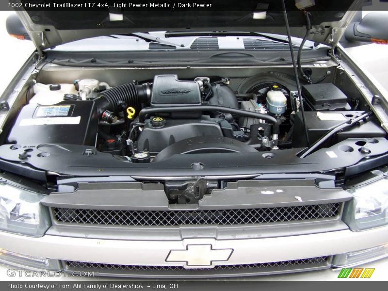 Light Pewter Metallic / Dark Pewter 2002 Chevrolet TrailBlazer LTZ 4x4