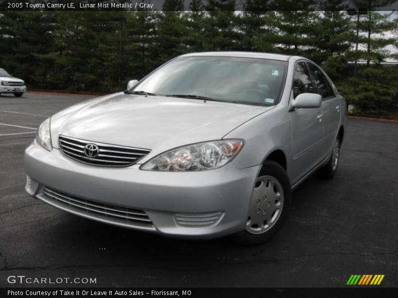 Lunar Mist Metallic / Gray 2005 Toyota Camry LE