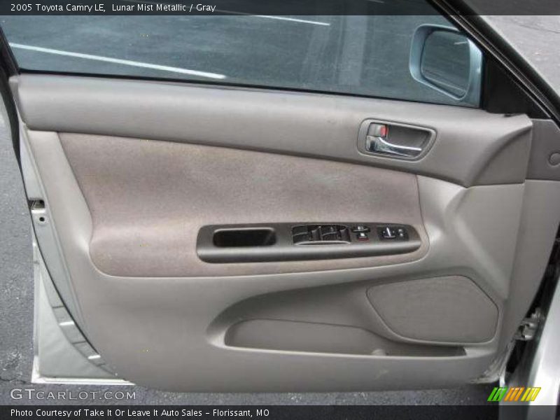 Lunar Mist Metallic / Gray 2005 Toyota Camry LE
