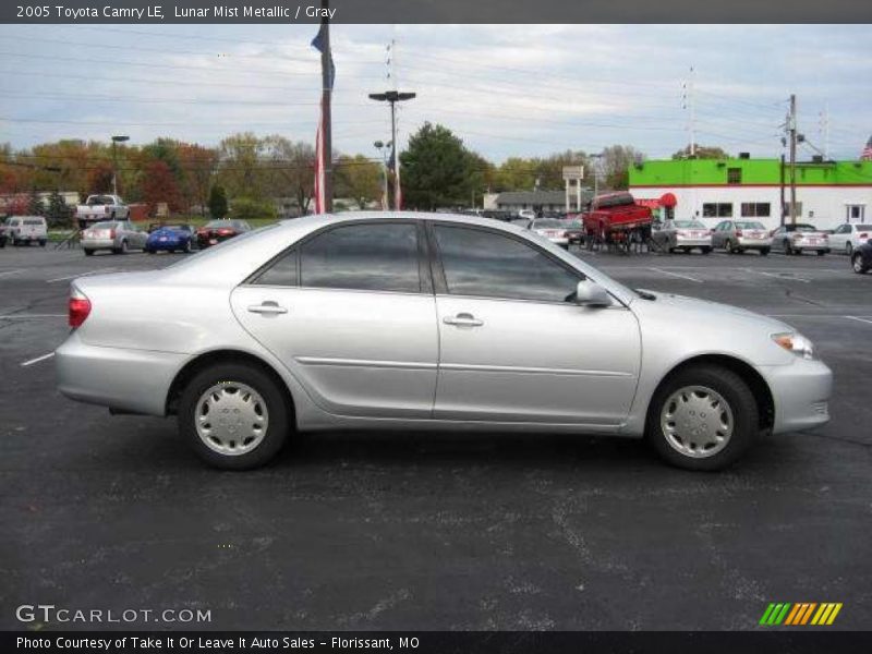 Lunar Mist Metallic / Gray 2005 Toyota Camry LE