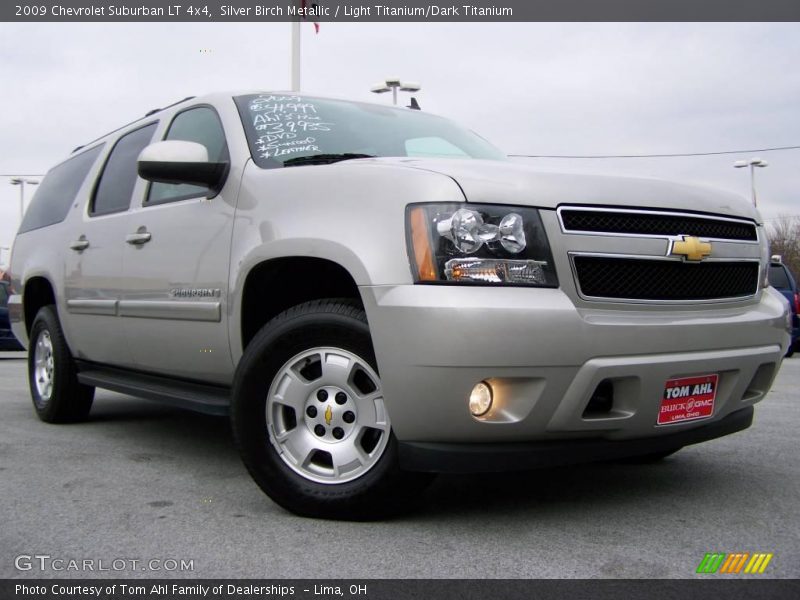 Silver Birch Metallic / Light Titanium/Dark Titanium 2009 Chevrolet Suburban LT 4x4