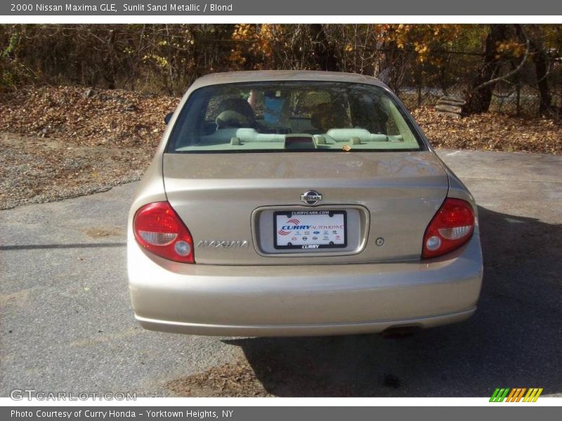 Sunlit Sand Metallic / Blond 2000 Nissan Maxima GLE