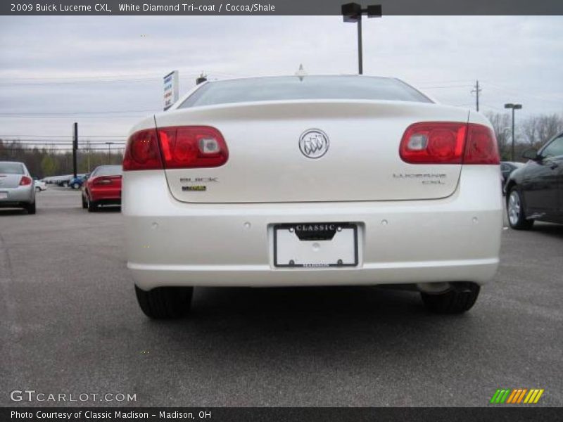 White Diamond Tri-coat / Cocoa/Shale 2009 Buick Lucerne CXL