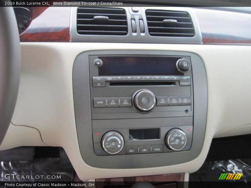 White Diamond Tri-coat / Cocoa/Shale 2009 Buick Lucerne CXL