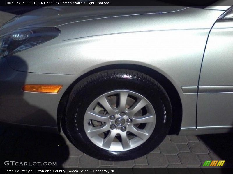 Millennium Silver Metallic / Light Charcoal 2004 Lexus ES 330