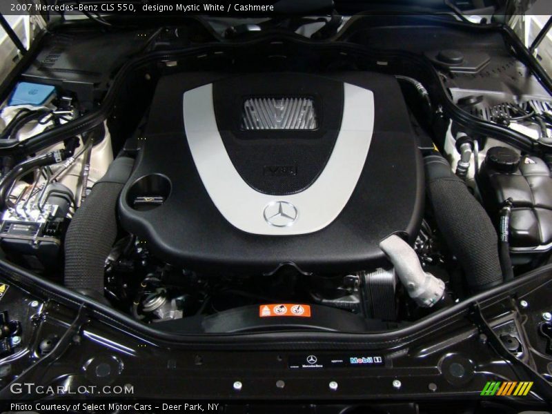 designo Mystic White / Cashmere 2007 Mercedes-Benz CLS 550