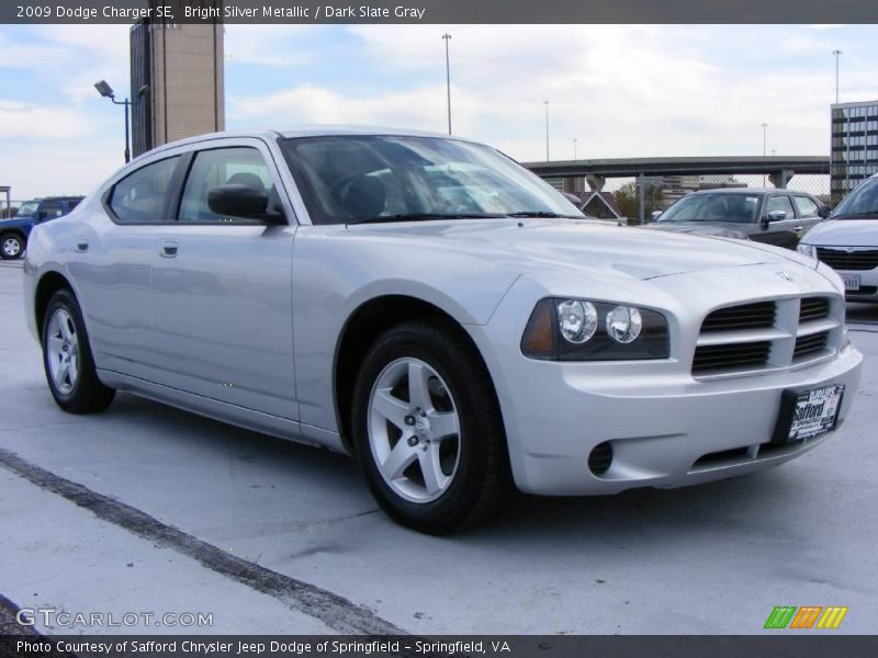 Bright Silver Metallic / Dark Slate Gray 2009 Dodge Charger SE