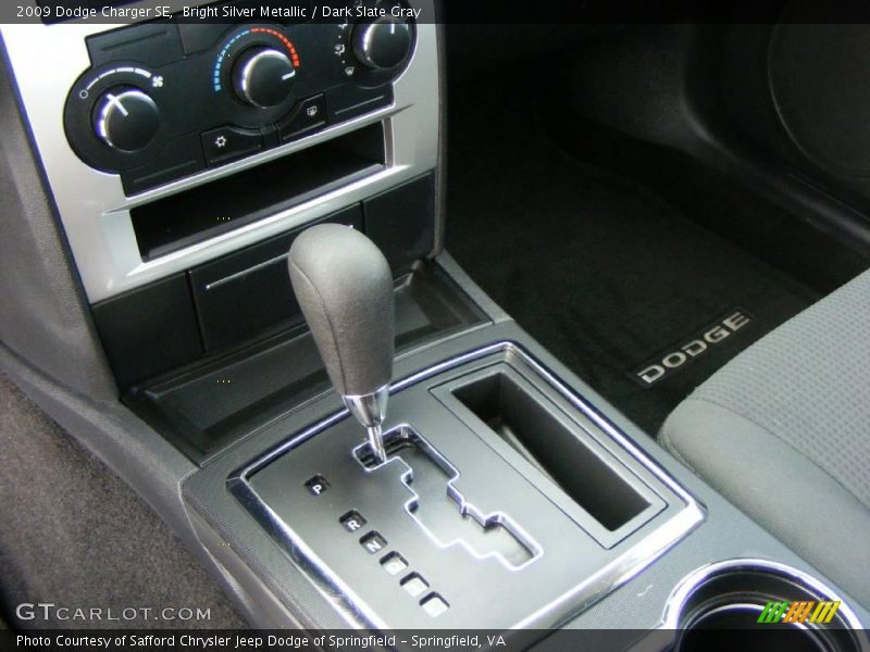 Bright Silver Metallic / Dark Slate Gray 2009 Dodge Charger SE
