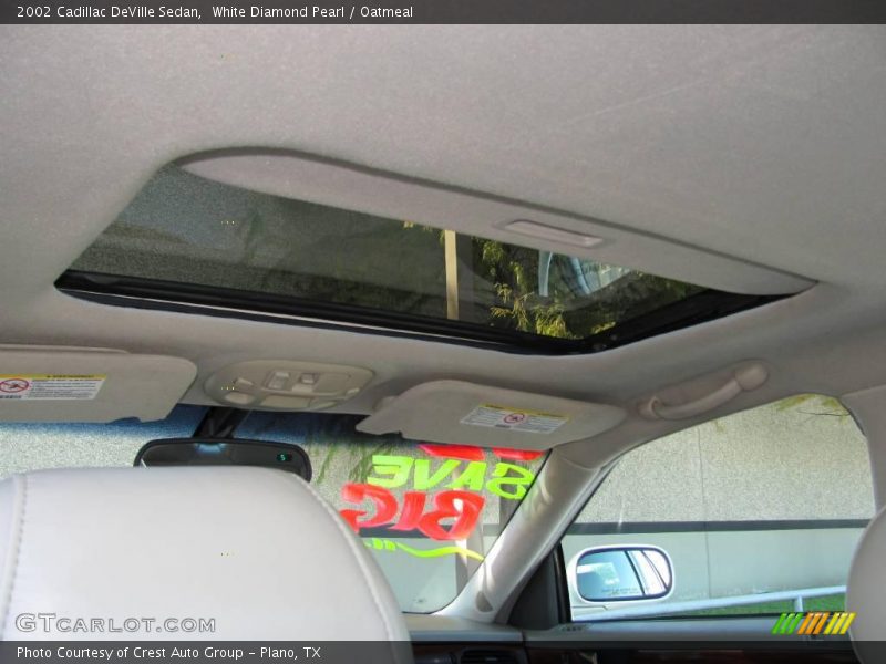 White Diamond Pearl / Oatmeal 2002 Cadillac DeVille Sedan