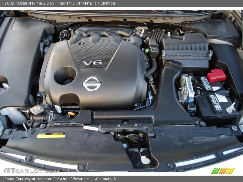 Radiant Silver Metallic / Charcoal 2009 Nissan Maxima 3.5 SV
