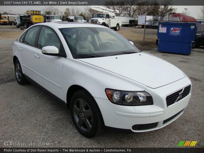 Ice White / Dark Beige/Quartz 2007 Volvo S40 T5 AWD