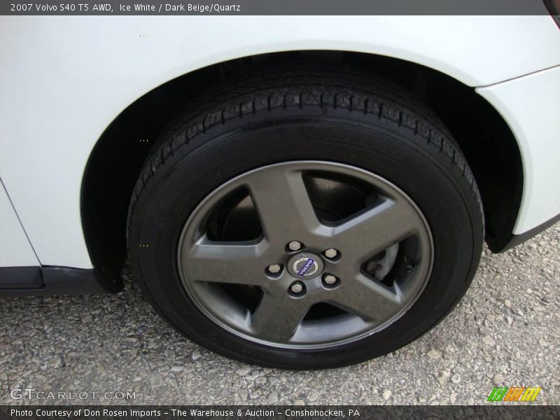 Ice White / Dark Beige/Quartz 2007 Volvo S40 T5 AWD