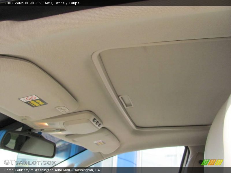 White / Taupe 2003 Volvo XC90 2.5T AWD